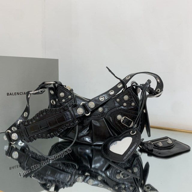 Balenciaga專櫃爆款經典機車包系列女包 巴黎世家黑色鱷魚Le Cagole月牙腋下包 fyj1719